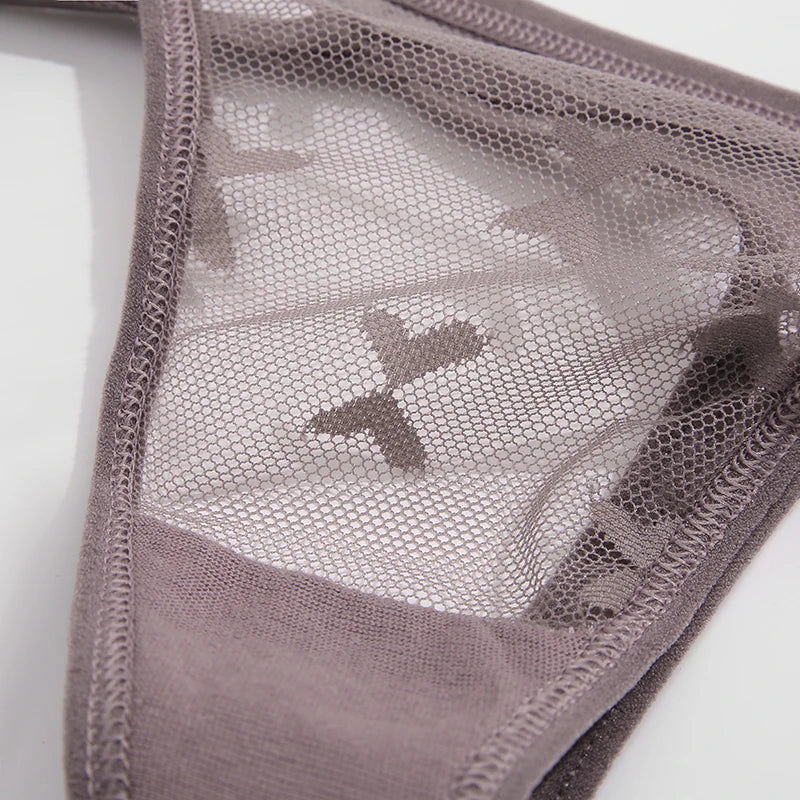 String sexy taille basse